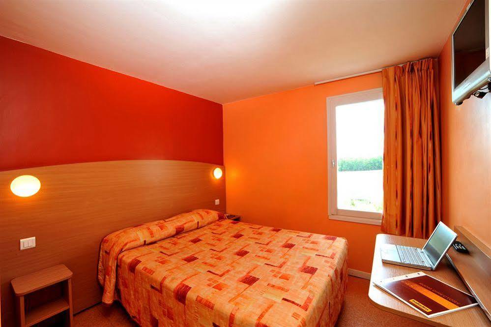 Hotel Initial By Balladins Roissy Cdg / Saint-Mard Екстер'єр фото